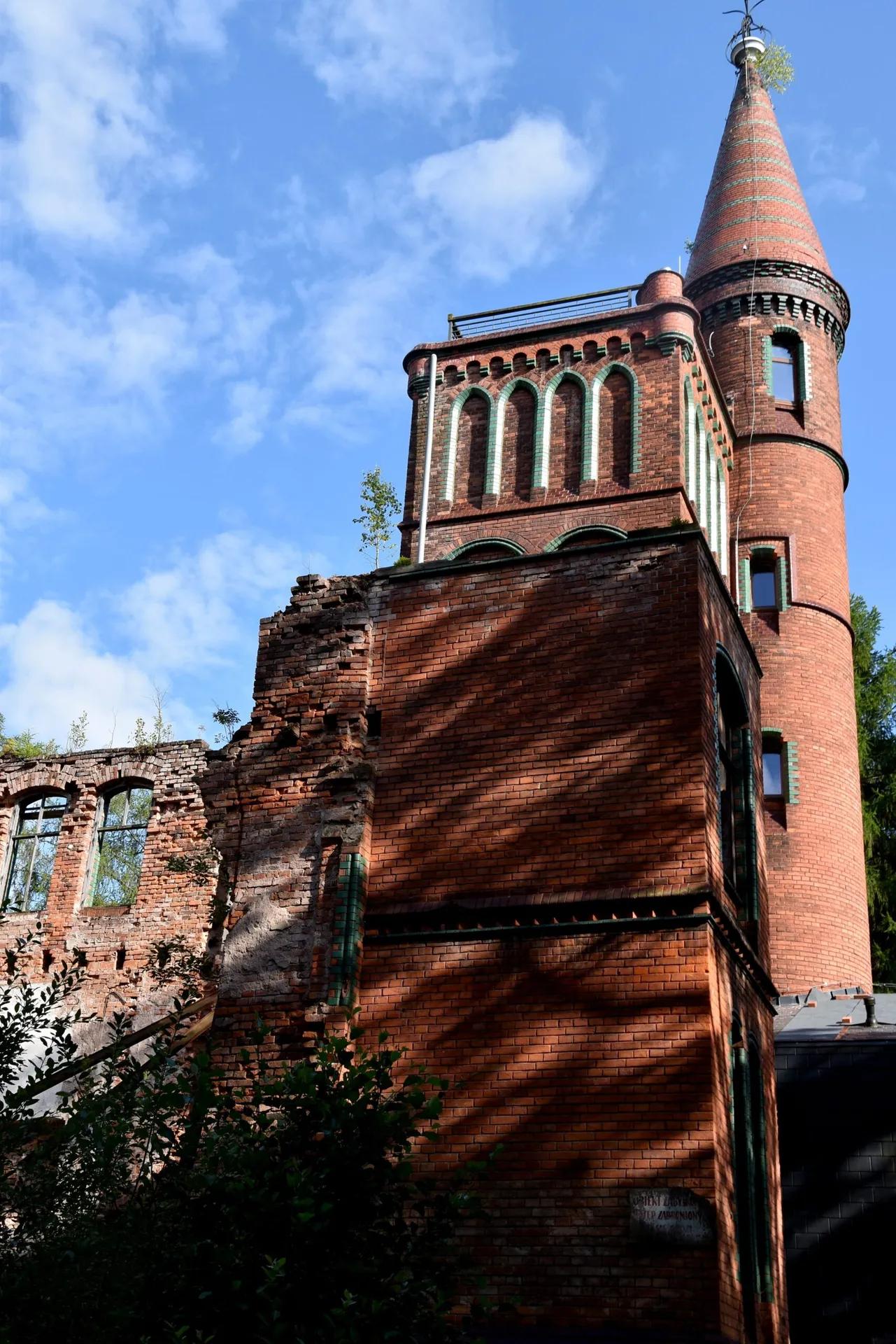 Zdjęcie opuszczonego miejsca: Legendarne Sanatorium Grunwald w Sokołowsku