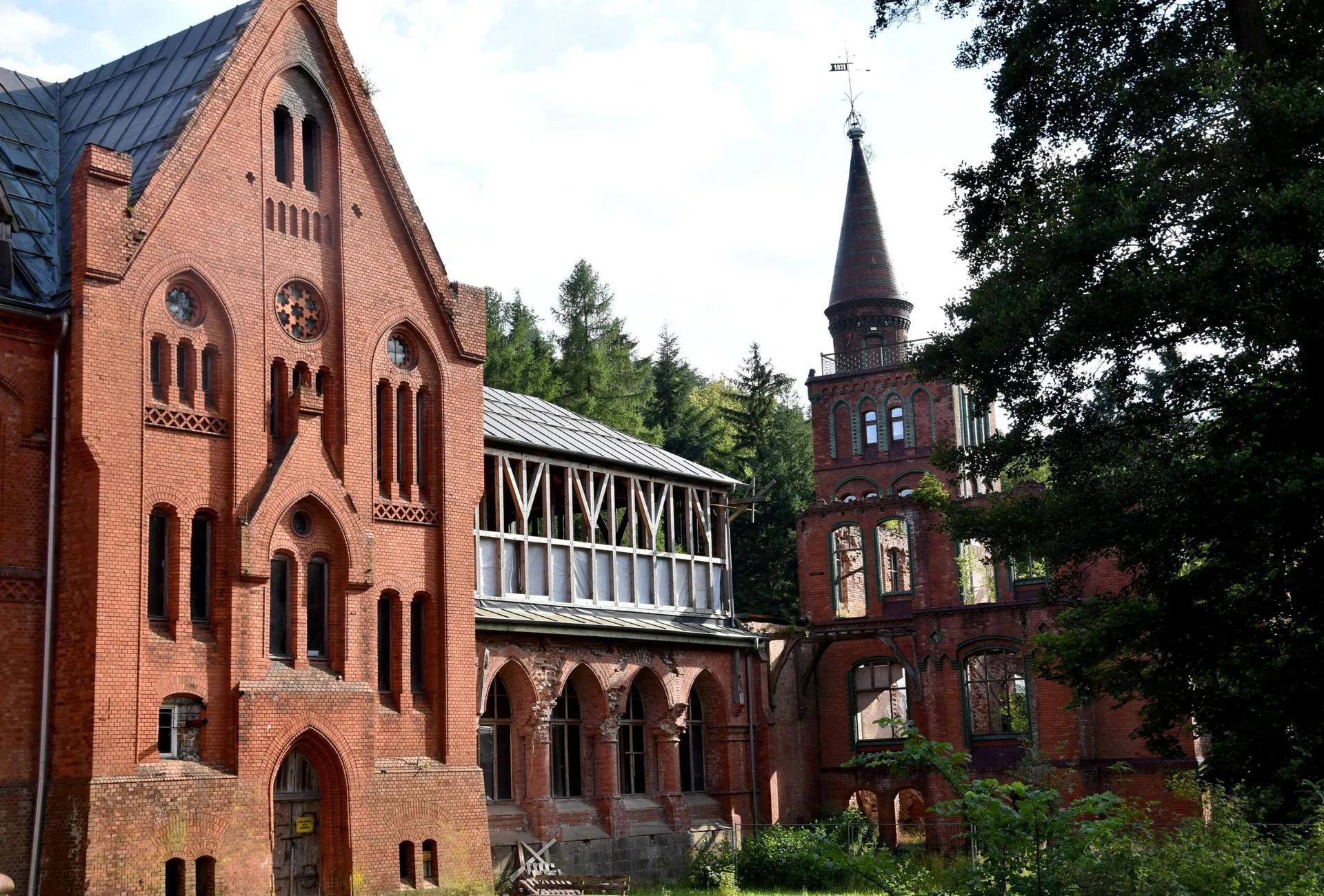 Zdjęcie opuszczonego miejsca: Legendarne Sanatorium Grunwald w Sokołowsku