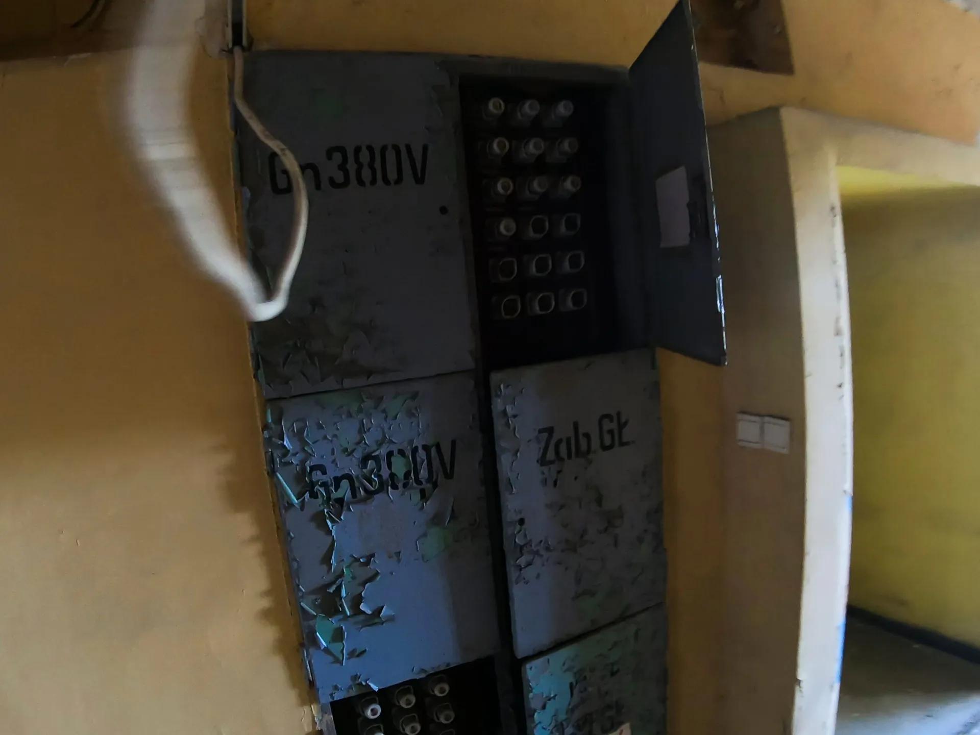 Zdjęcie opuszczonego miejsca: Zakład Elektroniki Górniczej