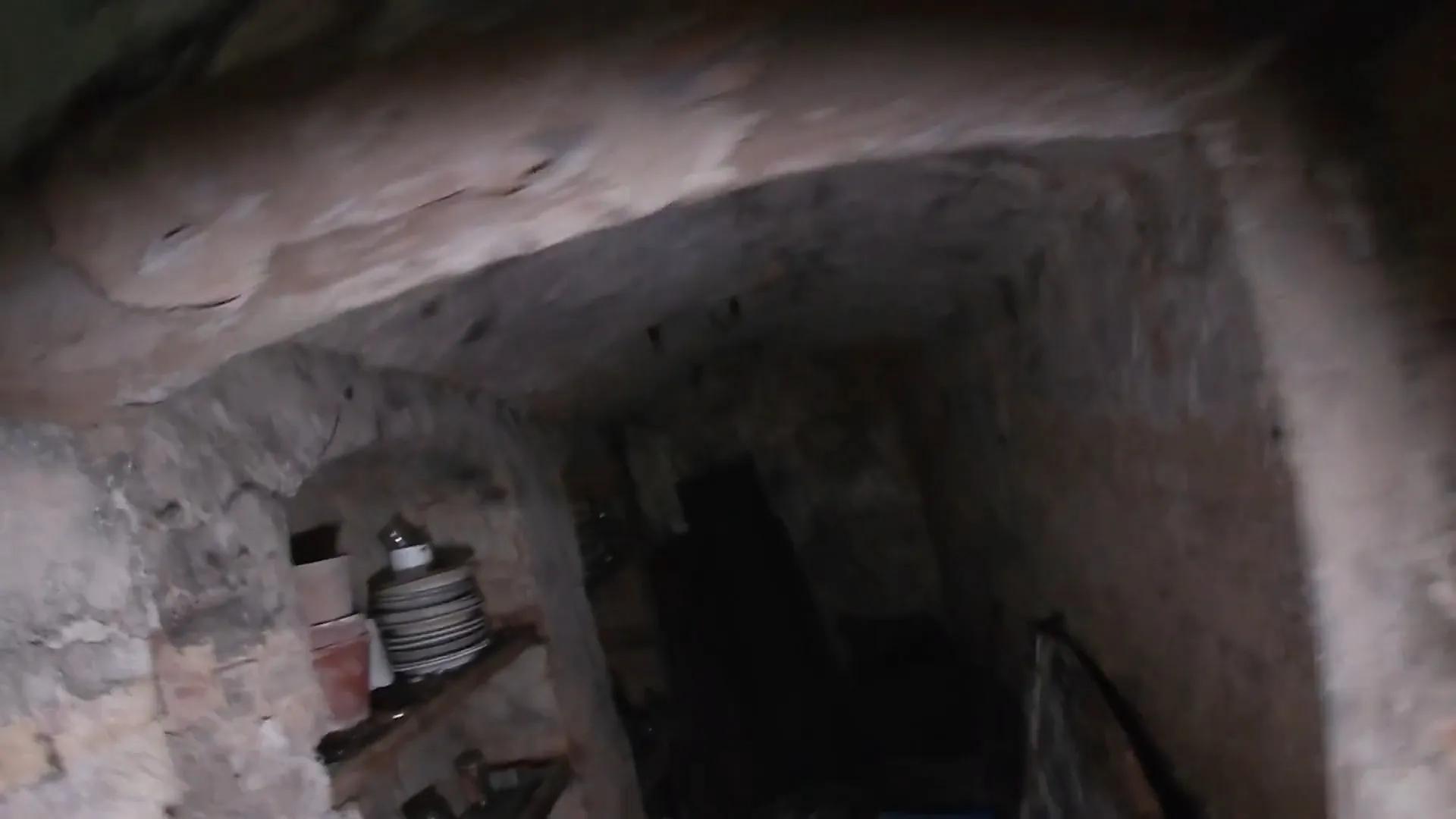 Zdjęcie opuszczonego miejsca: Opuszczona kamienica z całym wyposażeniem