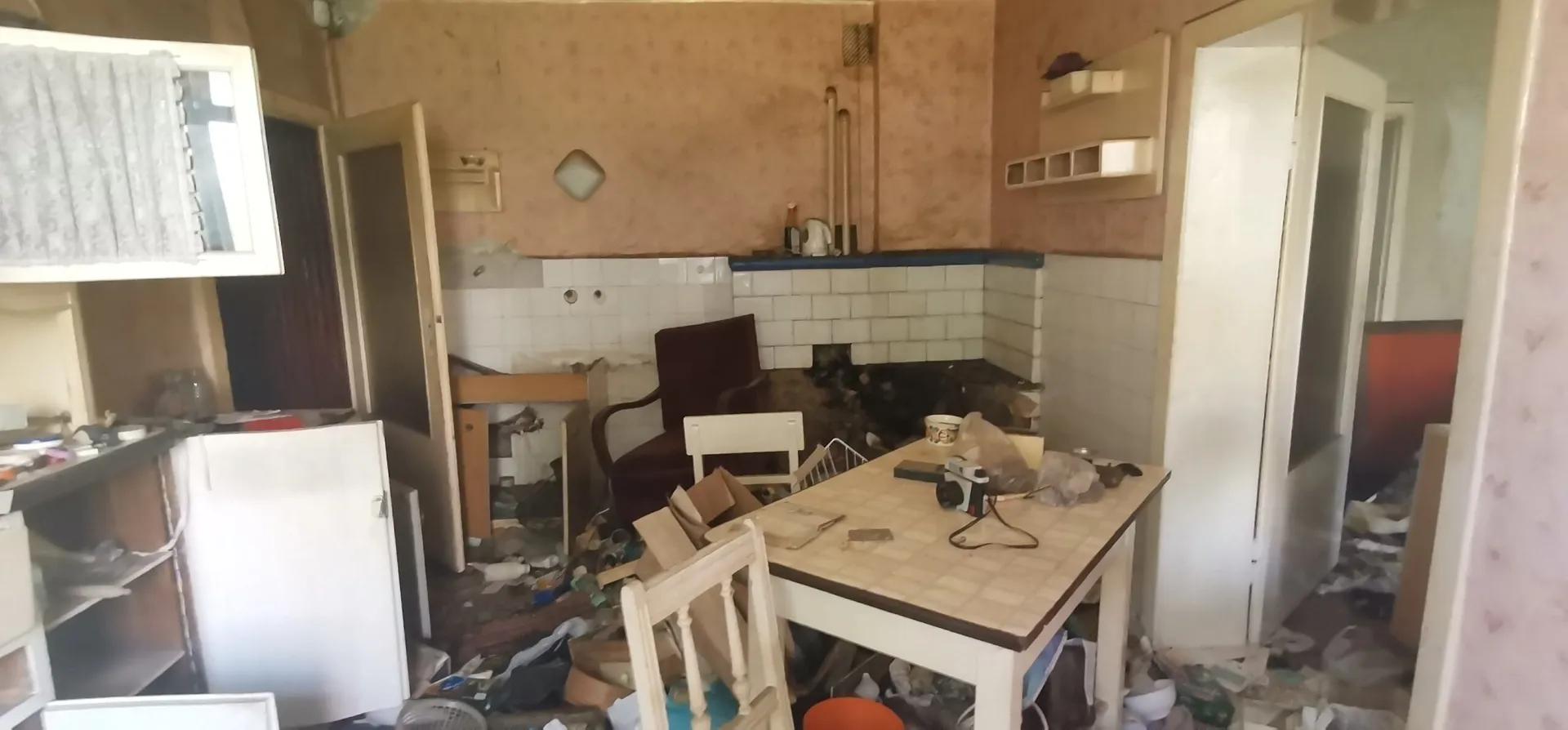 Zdjęcie opuszczonego miejsca: Opuszczona Kamienica Z wyposażeniem