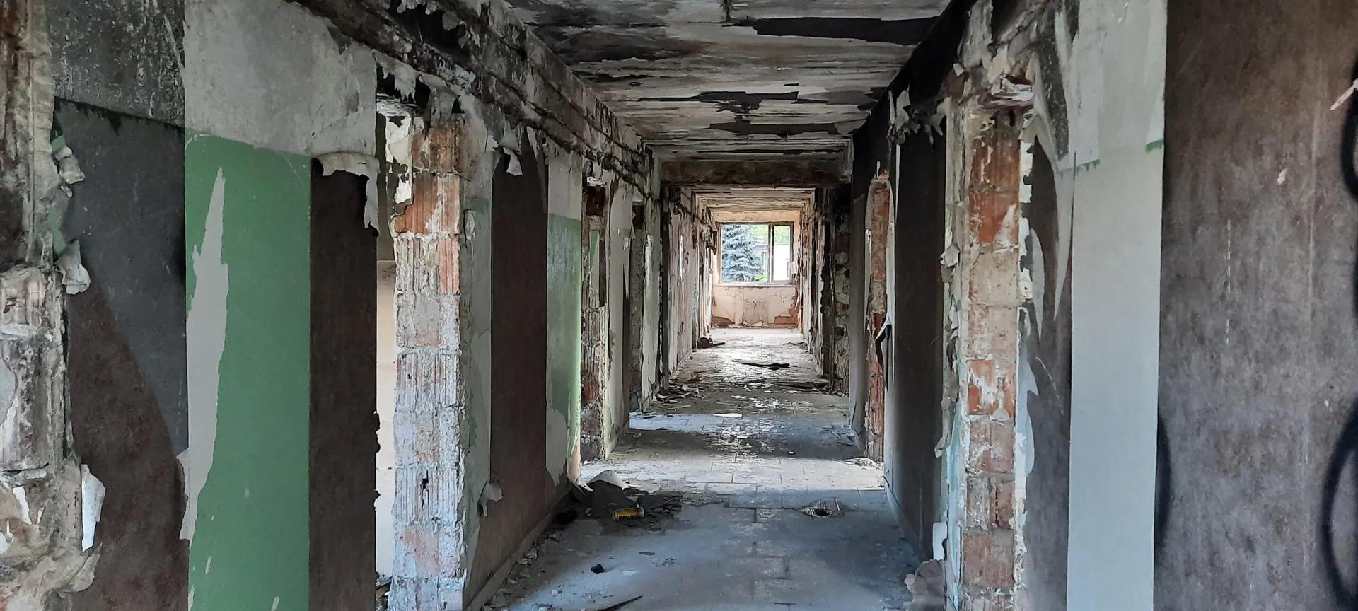 Zdjęcie opuszczonego miejsca: Budynek biurowy firmy warsztatowo-magazynowej