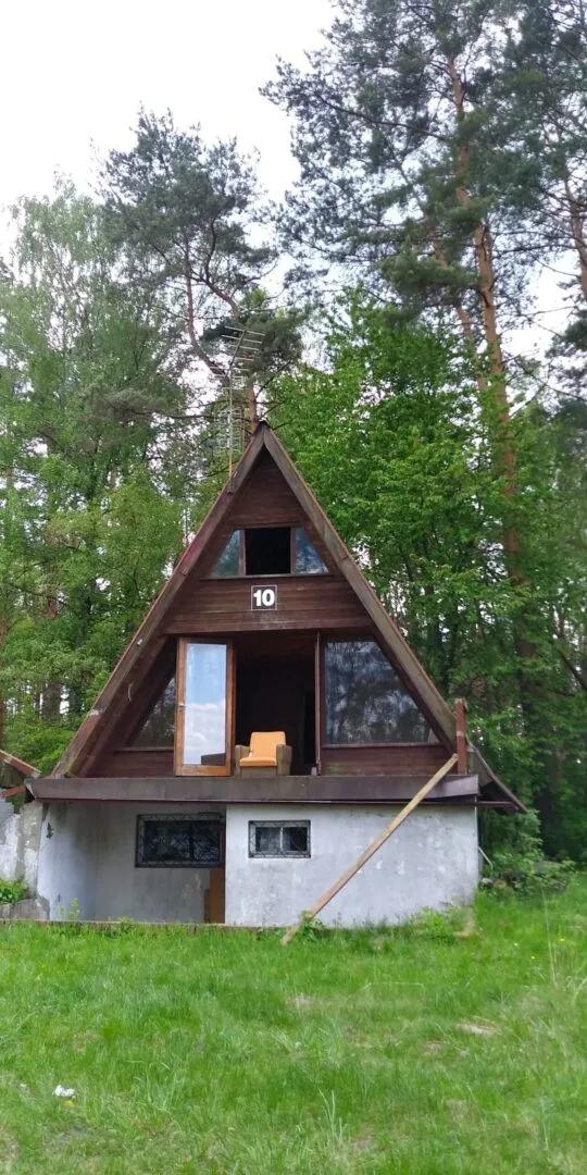 Zdjęcie opuszczonego miejsca: Opuszczony ośrodek “Babie Lato” k. Bełchatowa