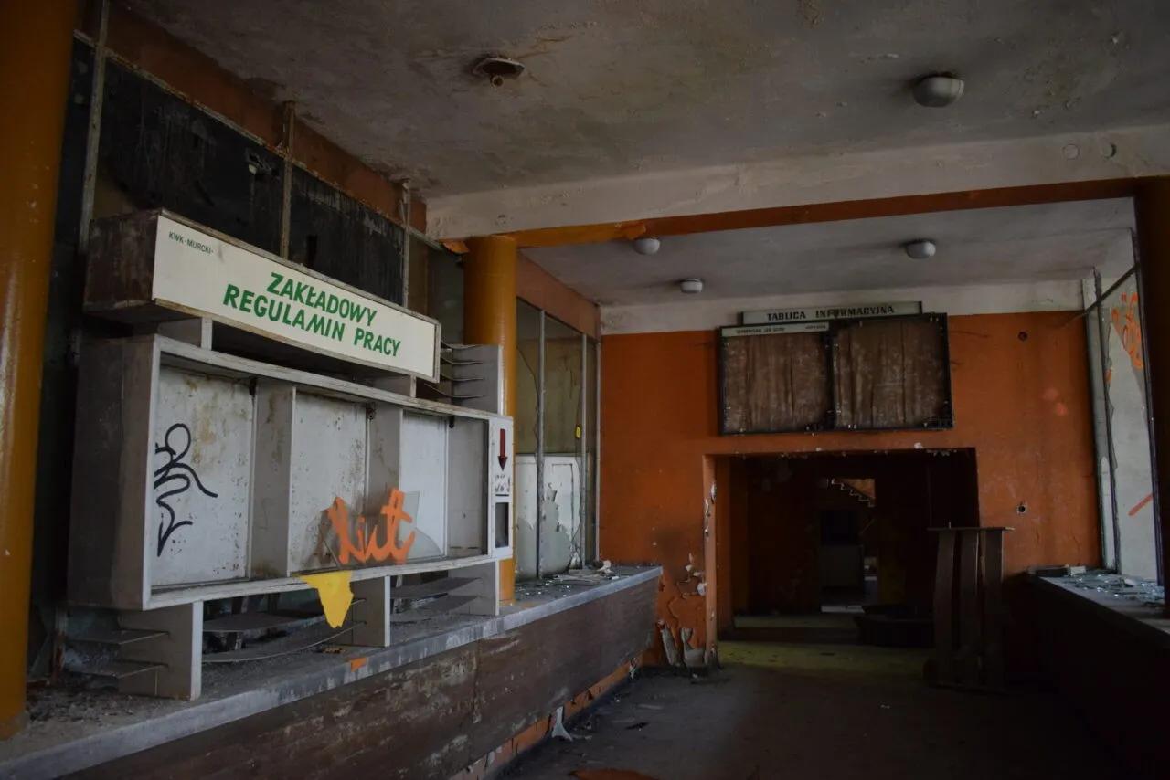 Zdjęcie opuszczonego miejsca: Cechownia i budynek biurowy KWK Murcki