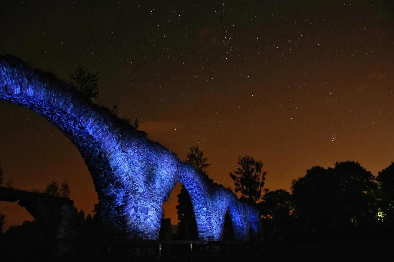 Zdjęcie opuszczonego miejsca: Bobrza – ruiny Zakładu Wielkopiecowego i mur oporowy