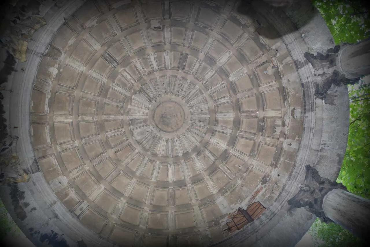 Zdjęcie opuszczonego miejsca: Mauzoleum Mielochów