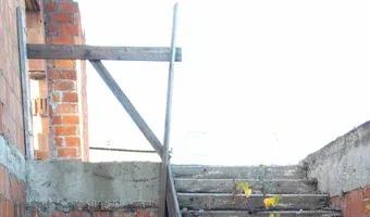 Zdjęcie opuszczonego miejsca: Niedokończony budynek Świrskiego Siedlce