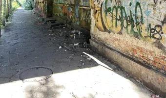 Zdjęcie opuszczonego miejsca: Budynek mieszkalny przy Peronie