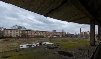 Zdjęcie opuszczonego miejsca: Opuszczony zakład Sunset Suits