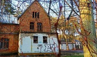 Zdjęcie opuszczonego miejsca: Komisariat Policji w Konstancinie Jeziorna