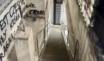 Zdjęcie opuszczonego miejsca: Zamos Centrum Biurowe