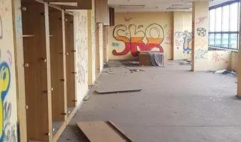 Zdjęcie opuszczonego miejsca: Zamos Centrum Biurowe