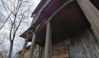 Zdjęcie opuszczonego miejsca: Opuszczony dom z lokatorem