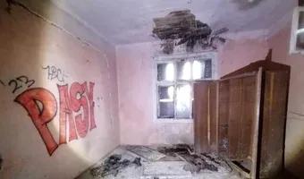 Zdjęcie opuszczonego miejsca: Opuszczony dom z lokatorem