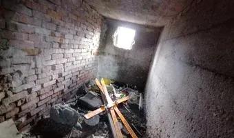 Zdjęcie opuszczonego miejsca: Opuszczony dom z lokatorem