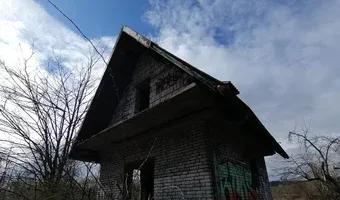 Zdjęcie opuszczonego miejsca: Niedokończony domek letniskowy