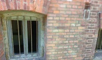 Zdjęcie opuszczonego miejsca: Fort pancerny pomocniczy 53a „Winnica”