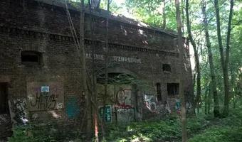 Zdjęcie opuszczonego miejsca: Opuszczona jednostka wojskowa i ruiny fortu