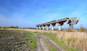 Zdjęcie opuszczonego miejsca: Pozostałości wiaduktu kolejowego na Majdanie