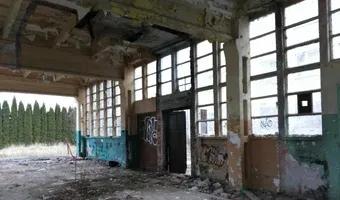 Zdjęcie opuszczonego miejsca: opuszczony zakład motoryzacyjny