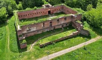 Zdjęcie opuszczonego miejsca: Ruiny Zamku Dybowskiego