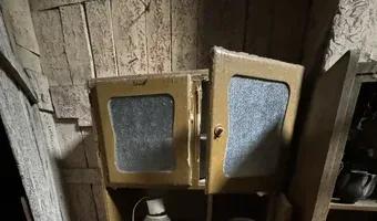 Zdjęcie opuszczonego miejsca: Opuszczony dom wielorodzinny