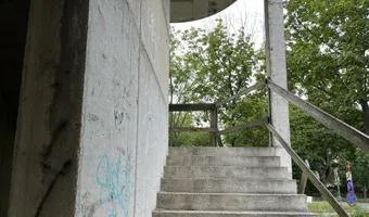 Zdjęcie opuszczonego miejsca: Niedokończony ośrodek dla emerytowanych policjantów.