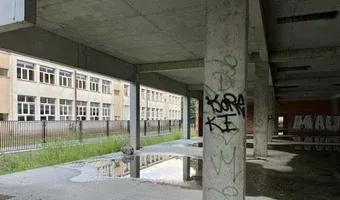 Zdjęcie opuszczonego miejsca: Niedokończony ośrodek dla emerytowanych policjantów.