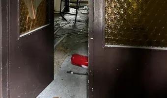 Zdjęcie opuszczonego miejsca: Opuszczony Biurowiec