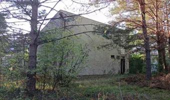 Zdjęcie opuszczonego miejsca: Ośrodek wypoczynkowy "Leśne Uzdrowisko"