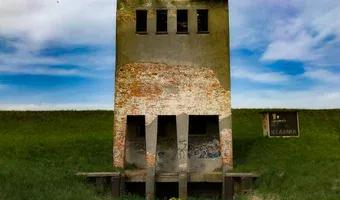 Zdjęcie opuszczonego miejsca: Opuszczony budynek przy jeziorze Turawskim