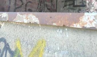 Zdjęcie opuszczonego miejsca: Opuszczony budynek przy jeziorze Turawskim