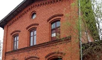 Zdjęcie opuszczonego miejsca: Opuszczony dworzec w Komprachcicach