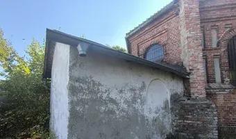 Zdjęcie opuszczonego miejsca: Ouszczona kaplica grzebalna.