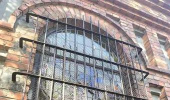 Zdjęcie opuszczonego miejsca: Ouszczona kaplica grzebalna.