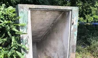 Zdjęcie opuszczonego miejsca: Schrony w Dąbiu.