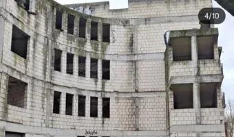 Zdjęcie opuszczonego miejsca: Opuszczone Bloki Emaus