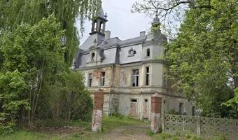 Zdjęcie opuszczonego miejsca: Pałac w Kębłowicach