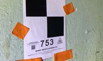 Zdjęcie opuszczonego miejsca: Opuszczona kamienica "spadające tynki"