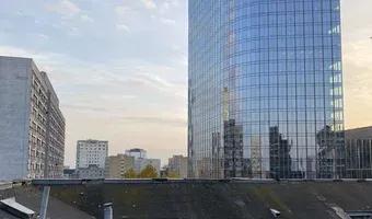 Zdjęcie opuszczonego miejsca: Opuszczona kamienica "spadające tynki"