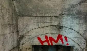 Zdjęcie opuszczonego miejsca: Opuszczony schron przy ulicy wszystkich świętych.