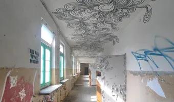 Zdjęcie opuszczonego miejsca: Opuszczona przychodnia wojskowa.