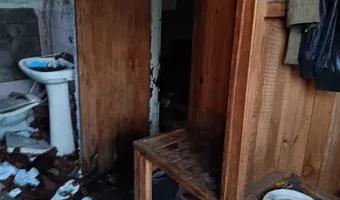 Zdjęcie opuszczonego miejsca: Opuszczony dom w łupstychu