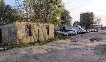 Zdjęcie opuszczonego miejsca: Opuszczony malutki budynek