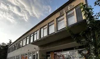 Zdjęcie opuszczonego miejsca: Opuszczona przychodnia rejonowa SZPZLO Warszawa-Ochota