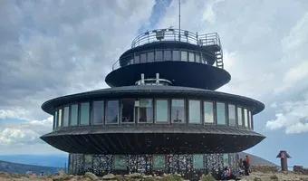 Zdjęcie opuszczonego miejsca: Dawna Restaurcja (tylko podziemia i parter)