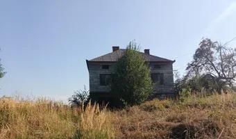 Zdjęcie opuszczonego miejsca: Piętrowy dom Chrosna