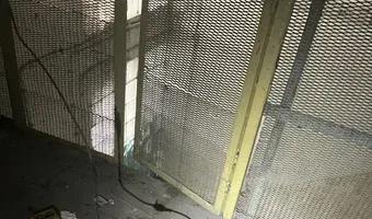 Zdjęcie opuszczonego miejsca: Budynek na terenie FSO