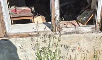 Zdjęcie opuszczonego miejsca: Stary Dom z dokumentami